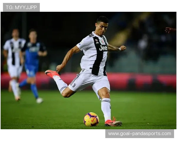 足球球星自照大曝光笑料百出高清搞笑瞬间尽显魅力与幽默 足球球星自照大曝光笑料百出高清搞笑瞬间尽显魅力与幽默